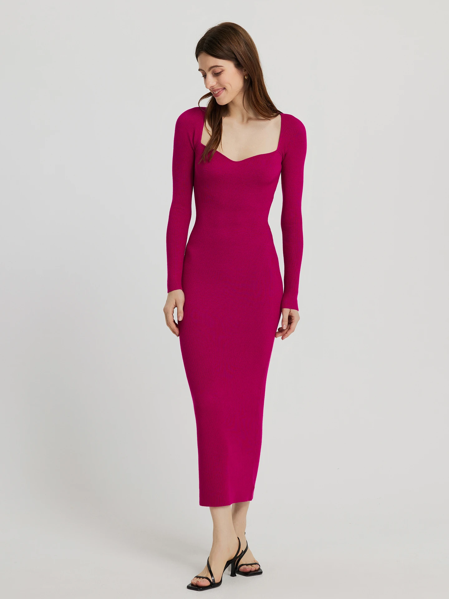 فستان طويل متماسكة